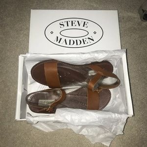 steve madden donddi tan sandals